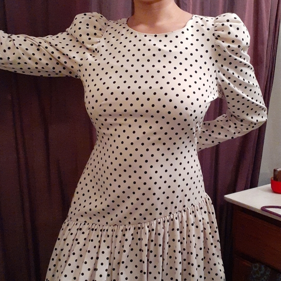 Dresses & Skirts - Dress